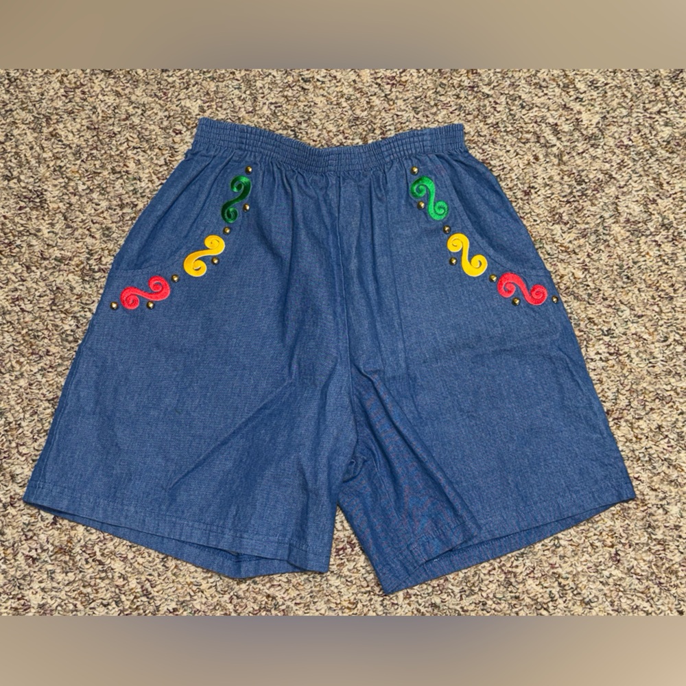 VTG Gepetto size small Colorful Embroidered Shorts grandma‎ core summer sun